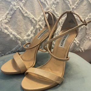 Nude Steve Madden Heel